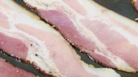 Foto von Limerick Ham – Traditioneller irischer Schinken in Cider – fertig angerichtet