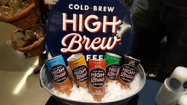 Foto von Nitro Cold Brew Coffee – Cremiger Kaffee-Genuss wie vom Fass – fertig angerichtet