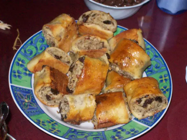 Foto von Nokul - Türkische Walnuss-Hefeschnecken – fertig angerichtet