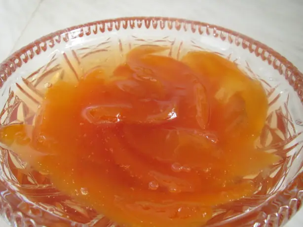 Foto von Original Murabba - Süß eingekochte Früchte in gewürztem Sirup – fertig angerichtet