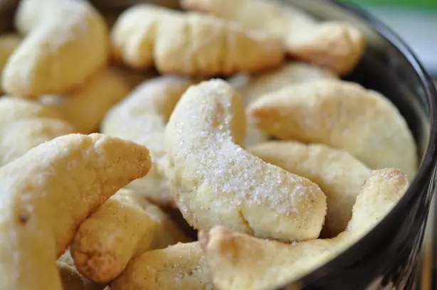 Foto von Original Wiener Vanillekipferl – fertig angerichtet