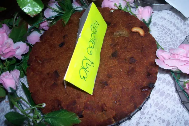 Foto von Podo Pitha (Traditioneller Odia-Reiskuchen) – fertig angerichtet