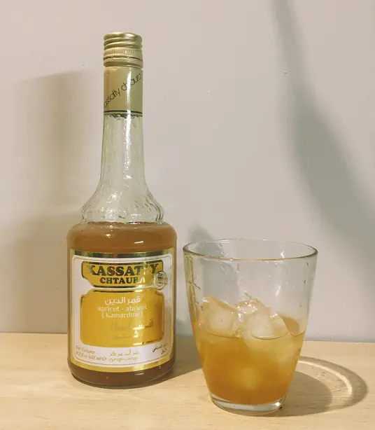 Foto von Qamar al-Din (Syrisches Aprikosengetränk) – fertig angerichtet