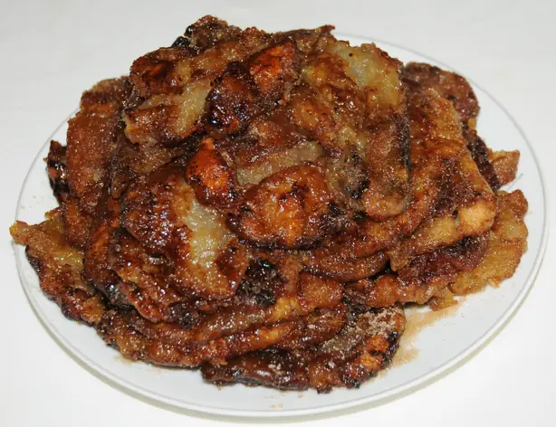 Foto von Rabanadas (Portugiesische Weihnachtstoasts) – fertig angerichtet