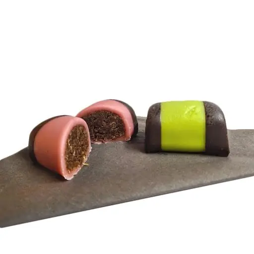 Foto von Schwedische Punschrollen (Dammsugare) – fertig angerichtet