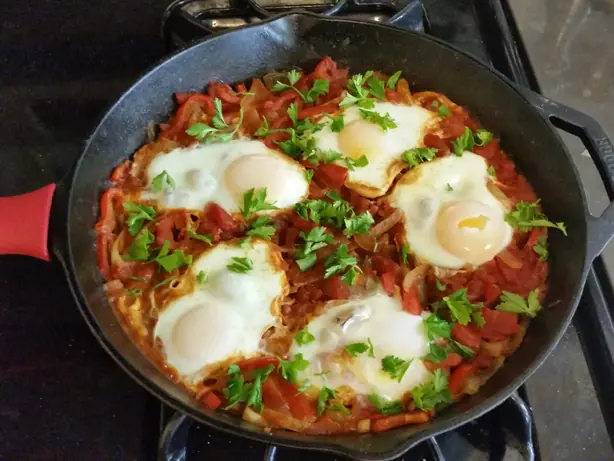 Foto von Shakshouka – fertig angerichtet