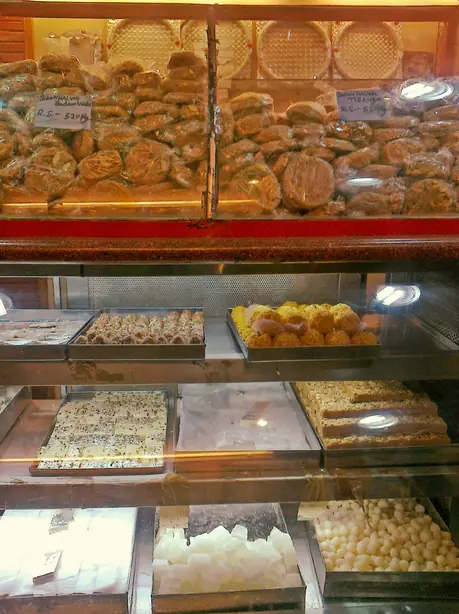 Foto von Sohan Halwa – fertig angerichtet