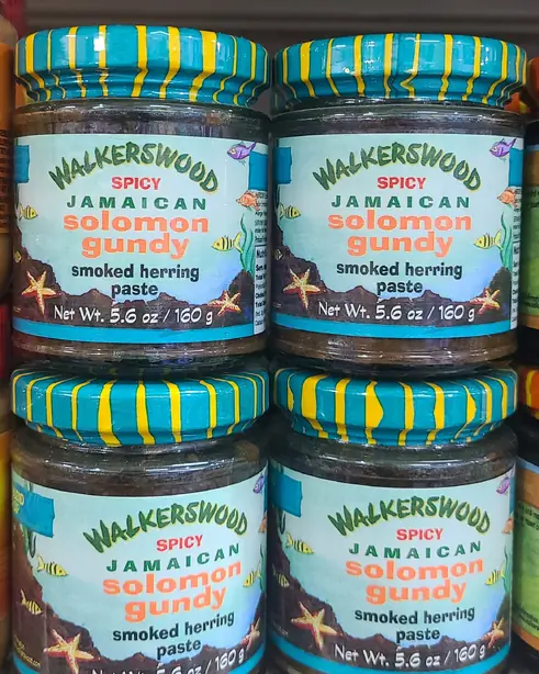 Foto von Solomon Gundy (Jamaikanische Fisch-Pastete) – fertig angerichtet