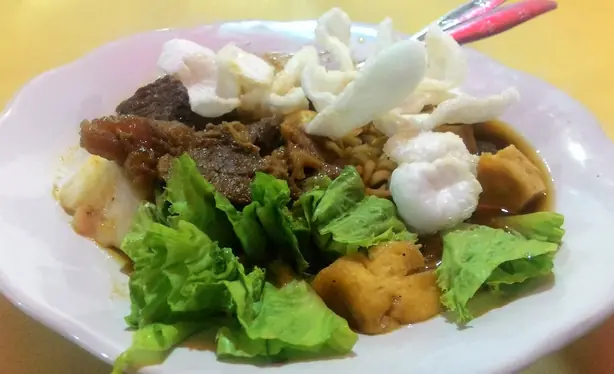 Foto von Tahu Campur – fertig angerichtet