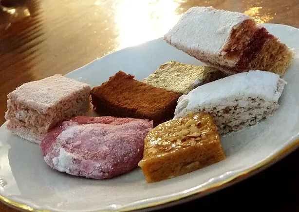 Foto von Traditionelle Russische Apfel-Pastila (Kolomna-Art) – fertig angerichtet