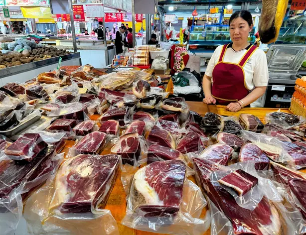 Foto von Xuanwei-Schinken (Xuanwei Huotui) – fertig angerichtet