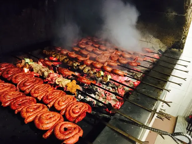 Wikipedia-Bild - Cottura_rotelle_di_Zampina.jpg - Foto: Dogiulio - CC BY-SA 4.0