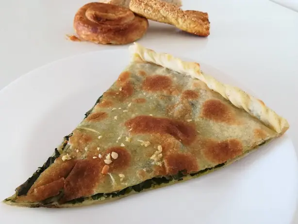 Foto von Dalmatinischer Soparnik Klassisch – fertig angerichtet