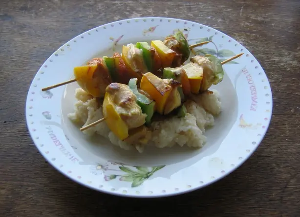Foto von Südafrikanisches Dombolo Dampfbrot – fertig angerichtet