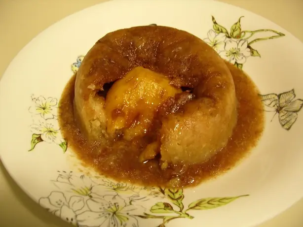 Foto von Englischer Sussex Pond Pudding – fertig angerichtet