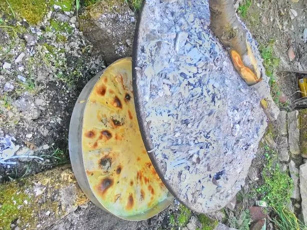 Foto von Kosovarischer Maiskuchen Leqenik (2) – fertig angerichtet