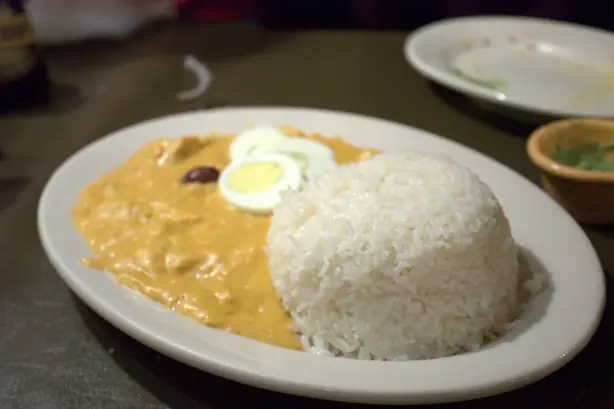 Foto von Peruanisches Ceviche vom Weißfisch (3) – fertig angerichtet
