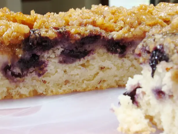 Foto von Amerikanischer Sour Cream Coffee Cake – fertig angerichtet