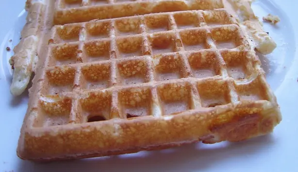 Foto von Klassische Waffeln – fertig angerichtet